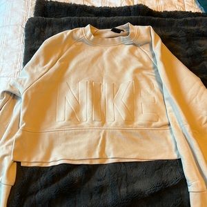 Nike dri fit sweater